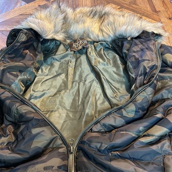 Activ8 winter Jacket size large - Picture 3 of 5